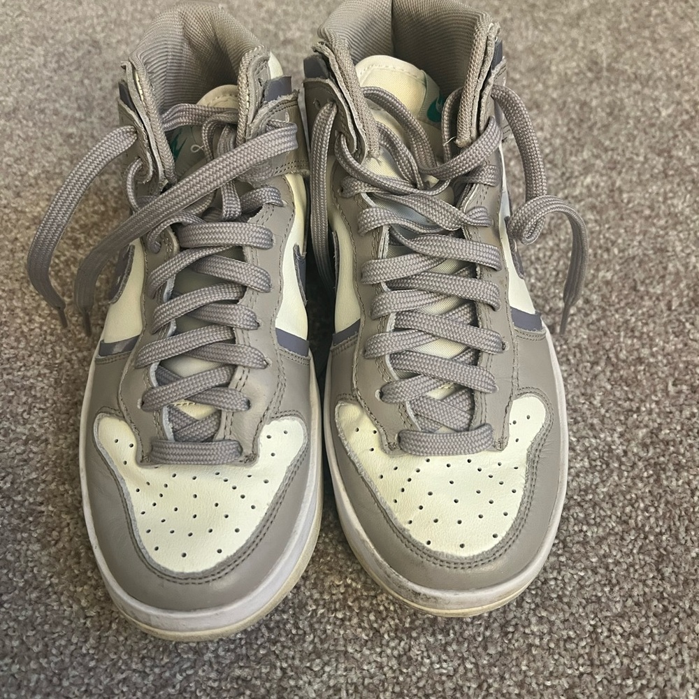 Nike Dunk High  Gray and White/purple